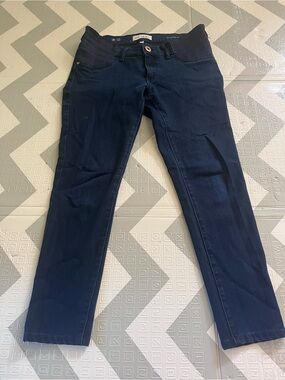 DL1961 Women’s Straight-Leg Jeans in Dark Navy